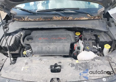 2018 Jeep Compass Latitude 4X4 z USA, uszkodzony, nr VIN 3C4NJDBB6JT349368